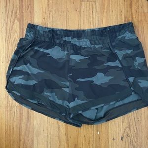 Athleta Mesh Racer Run Shorts
